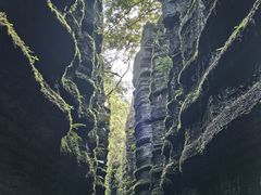 -梭布垭石林景区