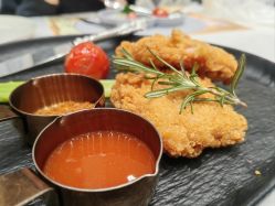 -奈尔宝家庭中心·亲子餐厅(鄞州万达店)