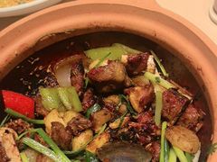 -八府香鸭·啫啫煲(华山路店)