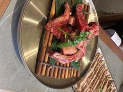 -草家酱蟹炭火烤肉店(珲春南路一店)