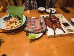 -老滇山寨•云南特色菜•地方菜•民族风情歌舞表演(金碧店)