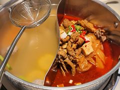 牛杂鸳鸯锅-左庭右院鲜牛肉火锅(浦江欢乐颂店)