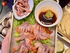-围炉肉舍•炭烤活鳗•丹东海鲜烤肉(步行街店)