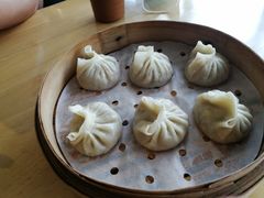 -小六汤包(亚欧店)