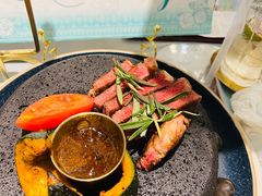火焰谷饲西冷牛排-秘密旅行Bonjour(黑金冠 江南西店)