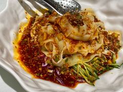 面筋拌凉皮-九十九顶毡房(阜石路店)