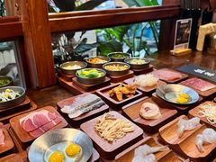 -银米·云南传统过桥米线(双廊黑金冠店)