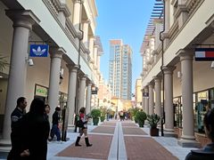 -佛罗伦萨小镇广佛名品奥特莱斯(疏港路店)