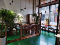 -八月美食小馆(银泰城总店)