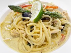 泰式青咖喱鸡肉意面-UPPER KITCHEN(延安路店)