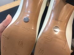 -爱革·洗衣改衣·洗鞋修鞋·洗包修包·奢侈品护理(宝地广场店)