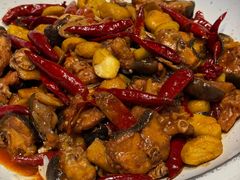 姜辣娃娃渔-印象鲵宴·张家界地标美食名片(溪布街店)