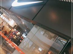 -耐克(恒隆广场店)