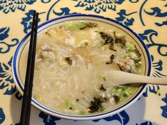 黑猪肉粉汤-良昌老味·海南老字号