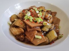 话梅杏鲍菇茄子-宝丽轩中餐厅BAOLIXUAN