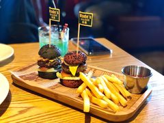 -味德西餐音乐酒吧 Wade's Bar&Grill