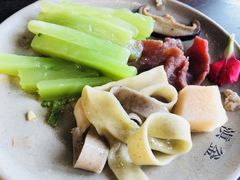 -滇釜火锅·能喝汤的火锅(车公庄店)