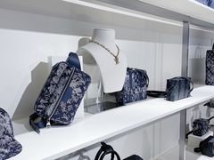 -LV路易威登(贵和购物中心店)