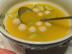 -泓历皇朝酒店(东亭店)