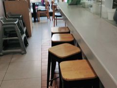 用餐区-老乡鸡(滨湖假日店)