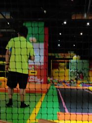 -蹦蹦跳跳(新奥购物中心店)