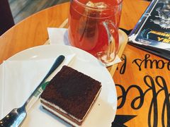 -西西弗书店&矢量咖啡(凯德晶萃广场店)