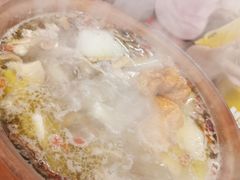 -威邵鸡煲(西华路总店)