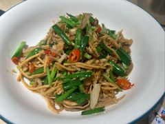 脆笋牛百叶-大碗先生(万家丽店)