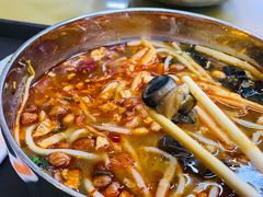 -红鼻子桂林米粉(金唐新光界店)