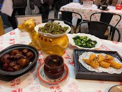 -堂瓦里·33年传统赣菜(第一街区店)