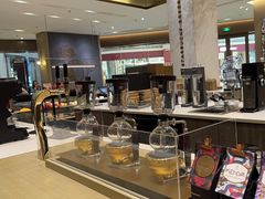 -星巴克臻选(深圳龙华红山天虹店)