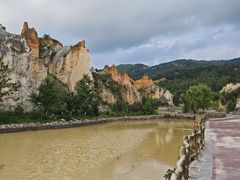 -彩色沙林风景区