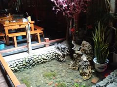 -三道苗苗鱼·美蛙黄辣丁(八里店)