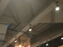 -渝是乎川渝小炒(新世界百货望京店)