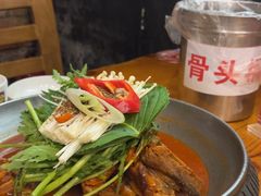 -喇喇排骨火锅·传统韩式脊骨汤(望京西园总店)