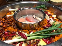 -周幺妹重庆老火锅(银泰城总店)