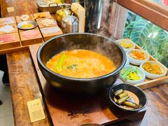 -银米·云南传统过桥米线(双廊黑金冠店)