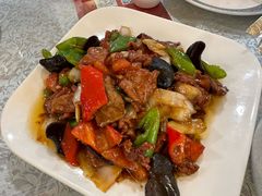 -汗腾格里·风味餐厅(新疆驻京办店)