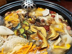 -菌之家·专业纯野生菌火锅·特色炒菌