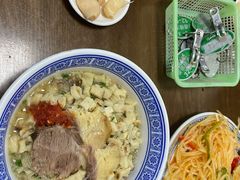 -崇德楼水盆牛羊肉泡馍馆(文艺路店)