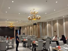 -朱记乳鸽王·非遗石岐乳鸽·全鸽宴(大兴旗舰店)