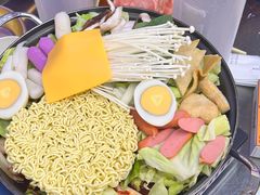 芝士满满年糕火锅-Meet Sun韩式大排档(海珠美食城店)