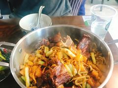 -内蒙焖面大盆骨餐馆(山大路店)
