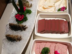 -海底捞火锅鲜切牛肉主题店(长寿路店)