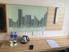 -城市便捷酒店(广州麓苑路淘金地铁站店)