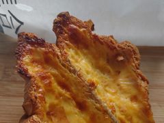 趁热黄油可颂-HOT CRUSH趁热集合·现烤面包(环球港店)