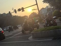 -旧街市鲜货老火锅(大光路店)