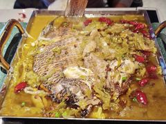-渝是乎酸菜鱼(龙旗购物中心店)