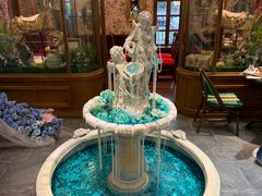 -秘密旅行Bonjour(黑金冠 江南西店)