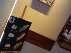 -天井·丑面包搭咖啡